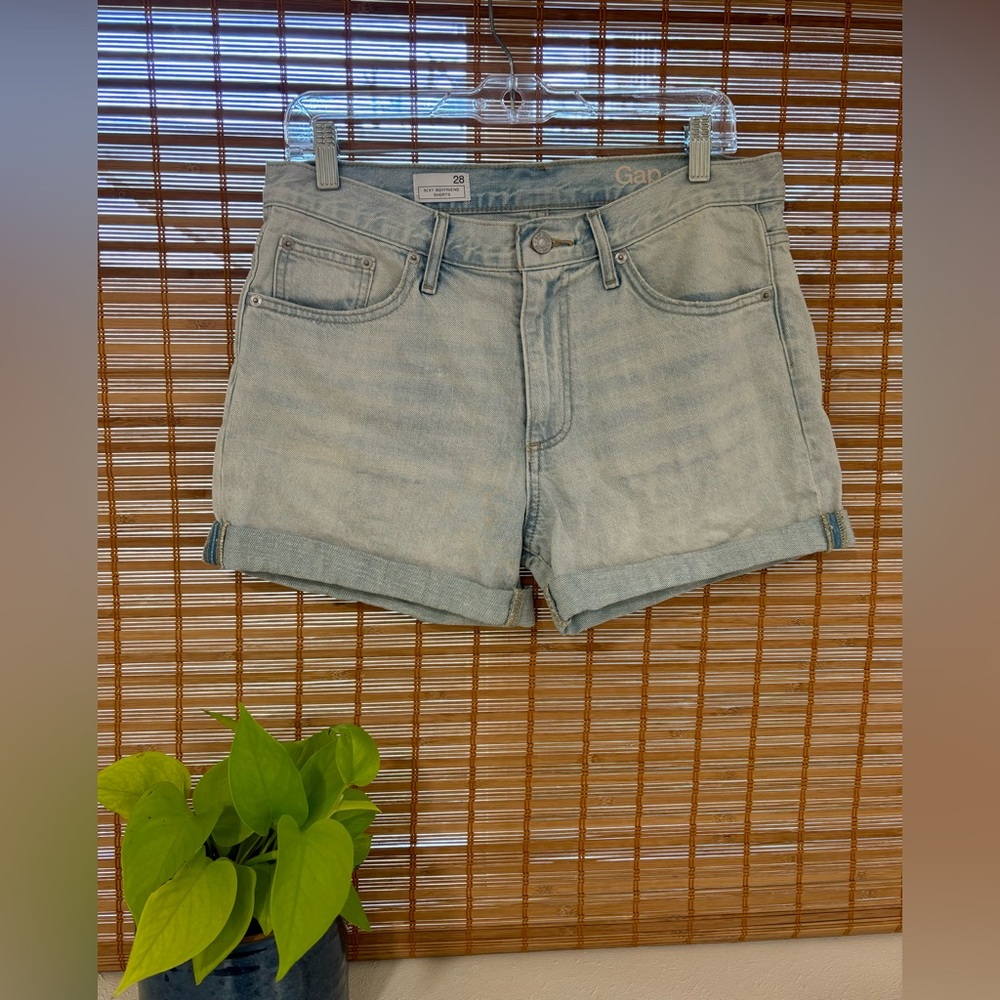 Gap Women's Light Blue Denim Shorts